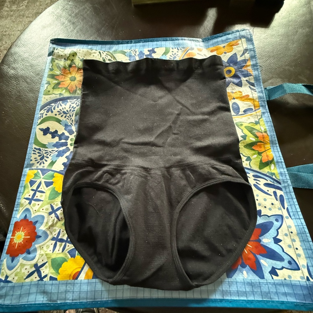 NEW Black High-Waisted Shapewear Size 3X-4X
